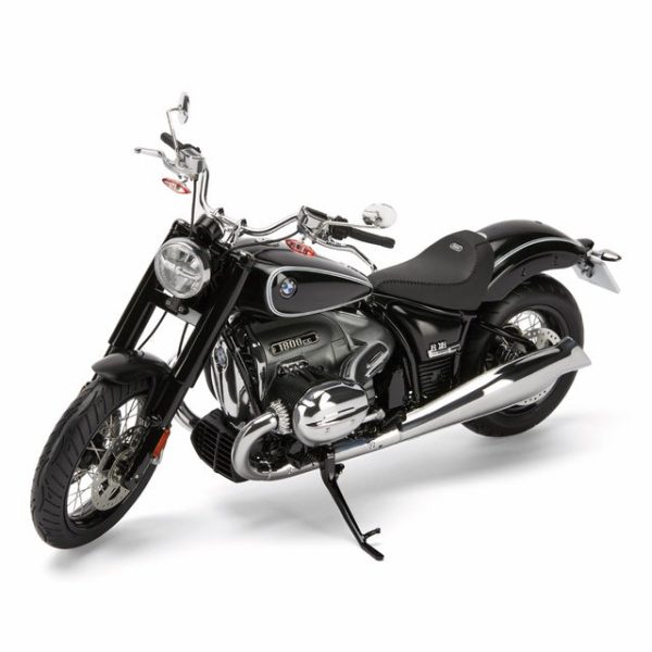 BMW R18 1:10 SCALE MODEL Supply