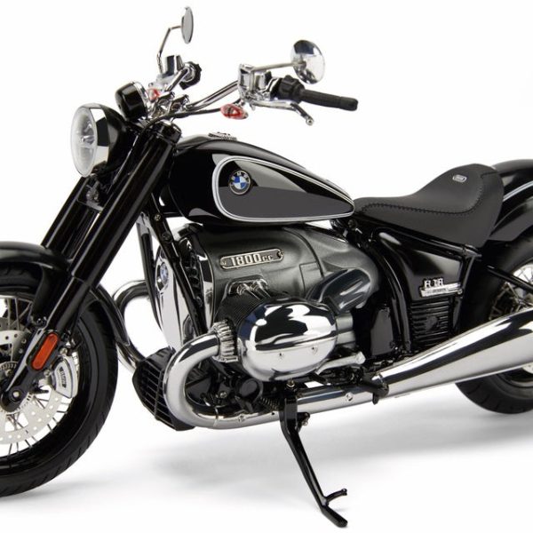 BMW R18 1:10 SCALE MODEL Supply